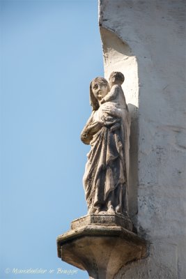 Nieuwstraat 11 X Dijver - staande Maria met Kind