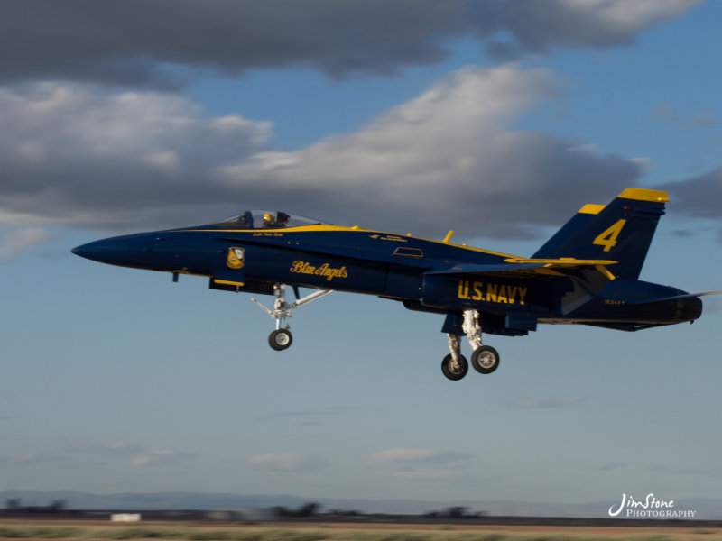 JS170448.jpg
