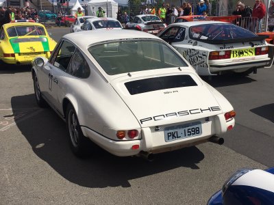 911R vin. 11899010R