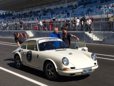 911R vin. 11899010R