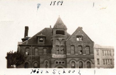 19145938_102132