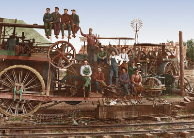 Holt Workers 98 42x30 crop.jpg