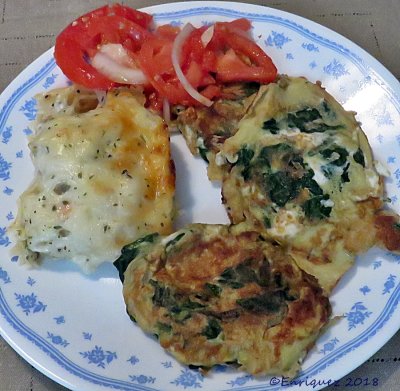 SPINACH OMELETTE AND BAKED BOW TIES