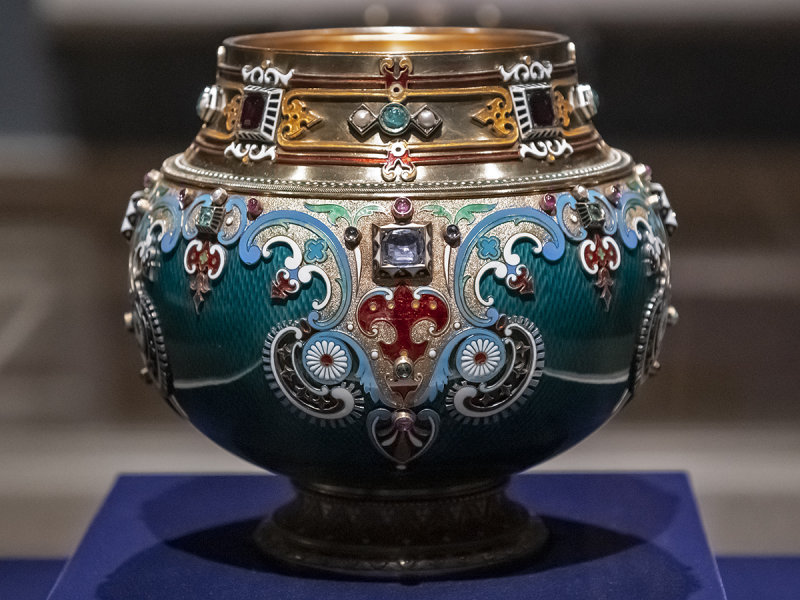 Gem-encrusted cup