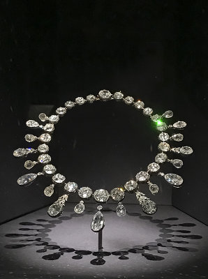 'Spectacular' exhibit, Marie-Louise's necklace