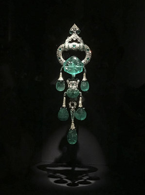 'Spectacular' exhibit, 17th century Mughal emeralds