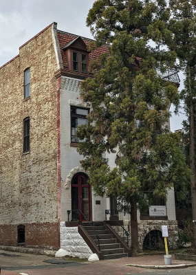 Former funeral home (1896), now a private residence