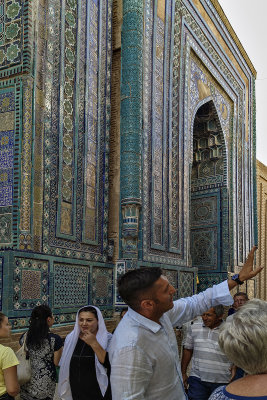 Shah-i-Zinda and tour guide, Samarkand