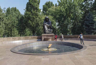 Memorial Square, Tashkent