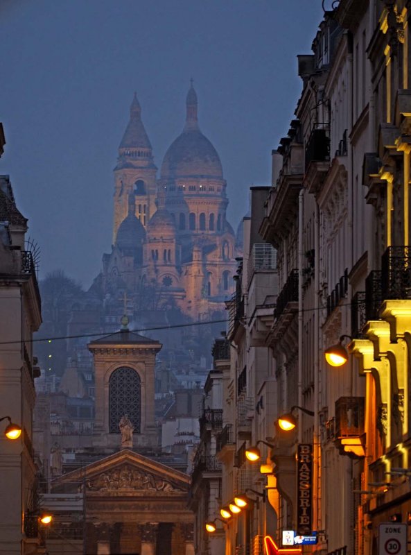 The Sacré Coeur seen from the Rue Lafitte (a little outside the 2ème Arrondissement).