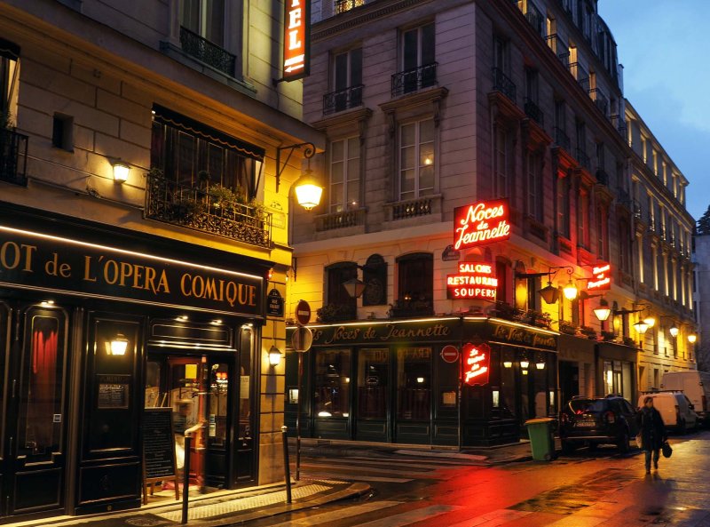 Corner Rue Favard with Rue Amboise.