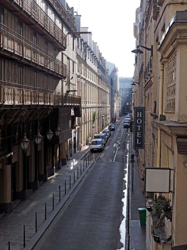 Rue du Montpensier; seen from our apartment; at left Théâtre du Palais Royal. 