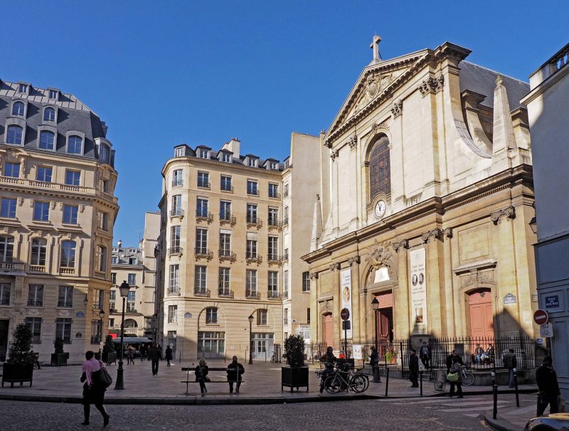 Place de la Basilique Notre-Dame-des-Victoires. 