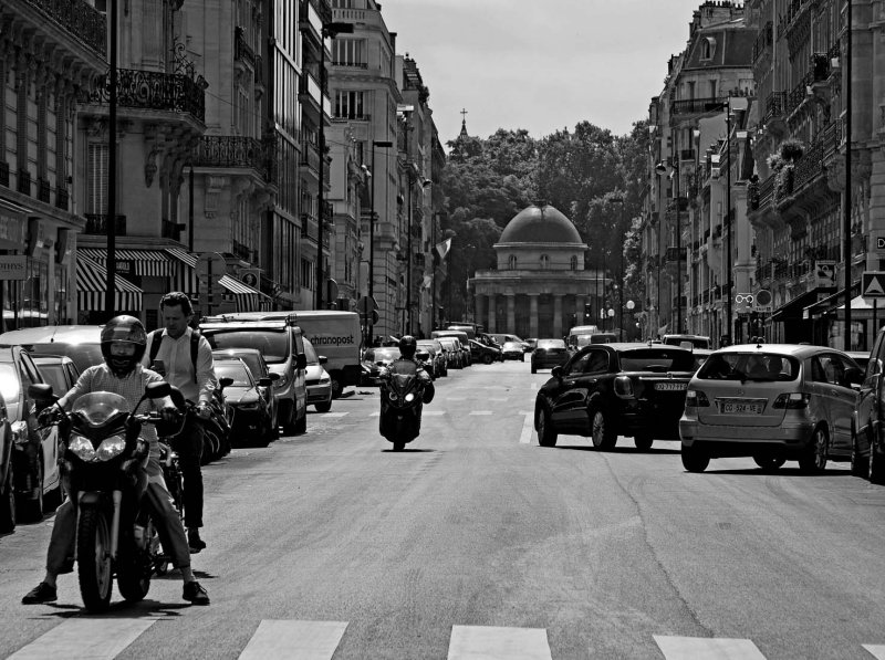 Rue de Prony, Parc Monceau on the background. 