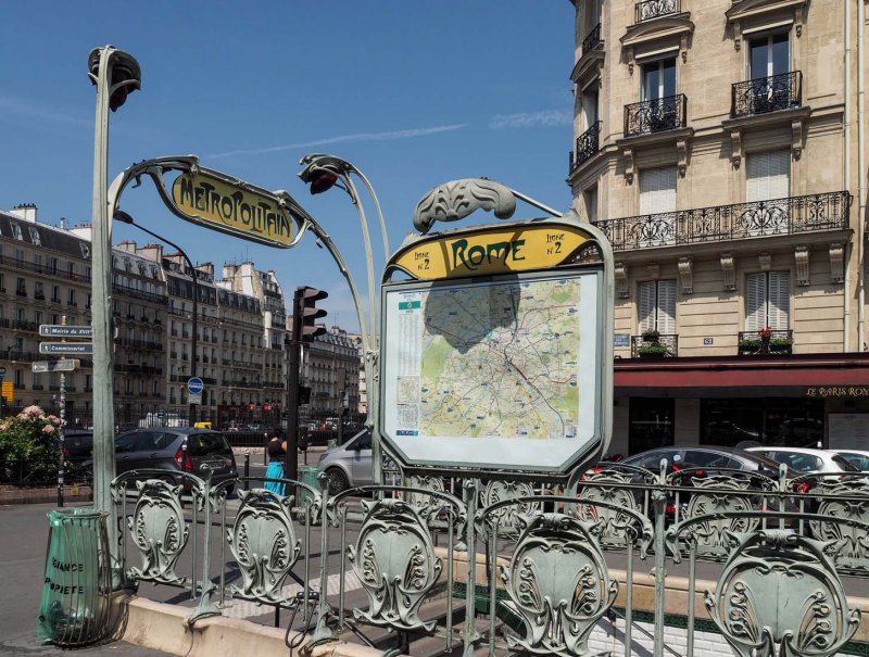 Métro Rome (Boulevard de Batignolles, near Rue de Rome).