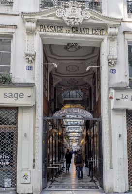Entrance of the Passage du Grand-Cerf.