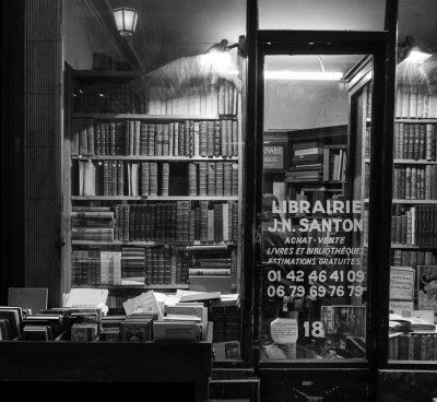 Book store at Passage Verdeau.