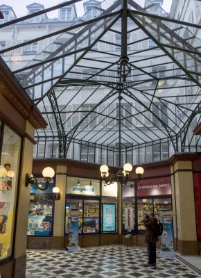 Passage des Princes; the main thing? several toy stores !!
