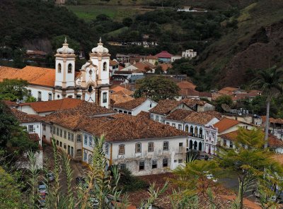 Nossa Senhora do Pilar seen from Getúlio Vargas street.