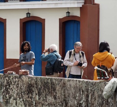 Fahd and Arnulf working hard at São José street.