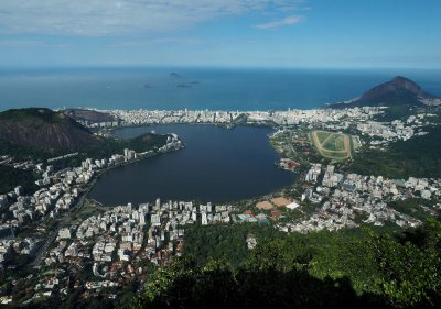 Seen from the Corcovado: the lac Rodrigo de Freitas.