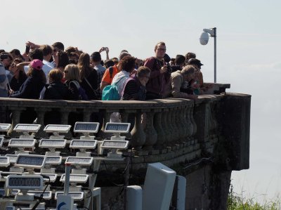 Tourists in the Corcovado mirador. 