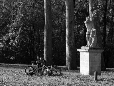 Inside the Parc de Sceaux.
