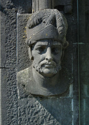 Kilkenny Castle_face in the wall 