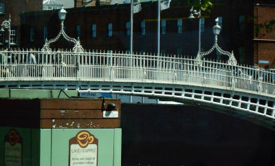 Halfpenny Bridge over Liffey_from coach