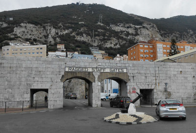 Ragged Staff Gates
