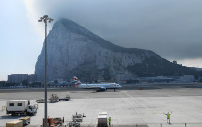 BA493 landing by Gib