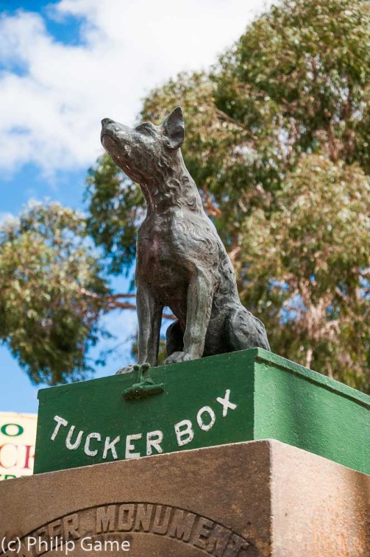 Aussie folklore: Where the Dog Sits on the Tuckerbox