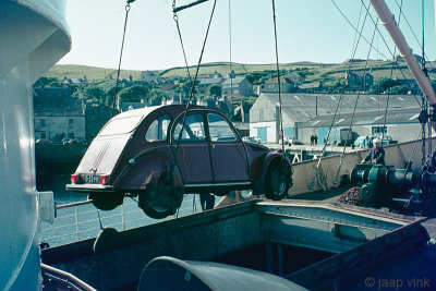 Our Citroën 2CV goes on board of mv St Ola in Stromness for the return journey