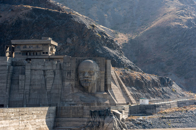 Kyrgystan, dam near Kazakhstan