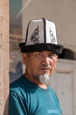 Kyrgystan, Batken to Isfana