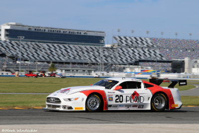 Plaid Enterprises/CD Racing Ford Mustang