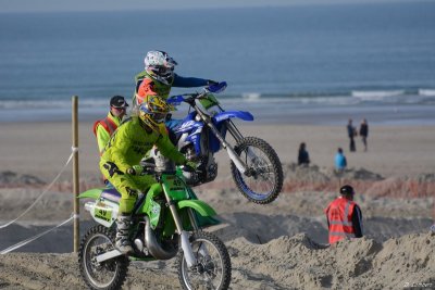 Beach Cross D7-18_162 (800x600).JPG