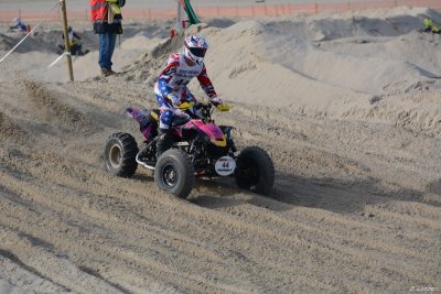 Beach Cross D7-18_185 (800x600).JPG