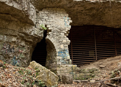 Cliff Cave Park