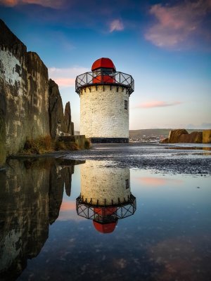 19 Red Hat Reflection.jpg