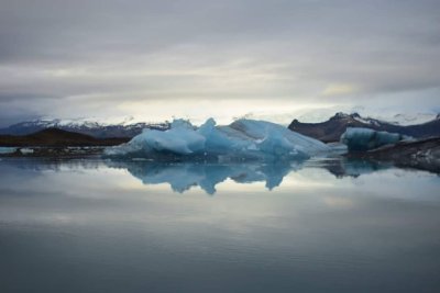 31 Icy reflection.jpg