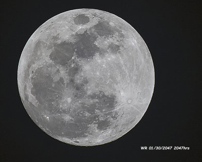 5F1A1140 Moon 2047.jpg