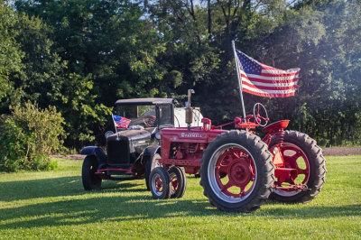 Farmall n Truck with Flags July 4th