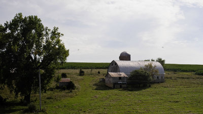 Barn w  Curved Roof