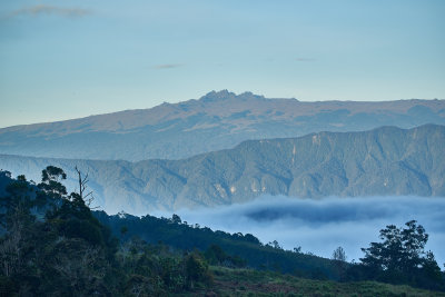 Mount Giluwe, 4367 m, view to west from Rondon Ridge area, Nebilyer Limestone ridge in middle distance
