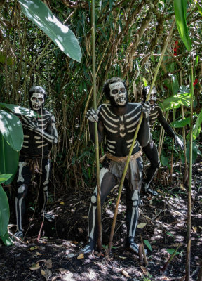 Chimbu skeleton men
