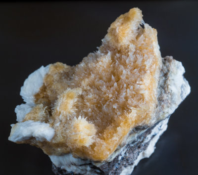 Strontian strontianite 