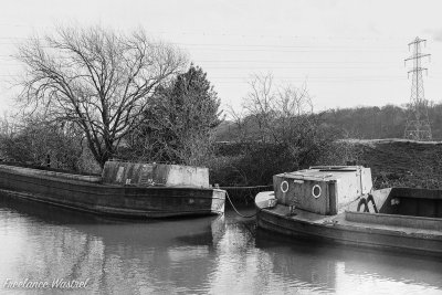 Barges on the Cranfleet Canal, February 2018.jpg