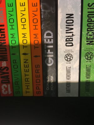 Gifted - Hounam