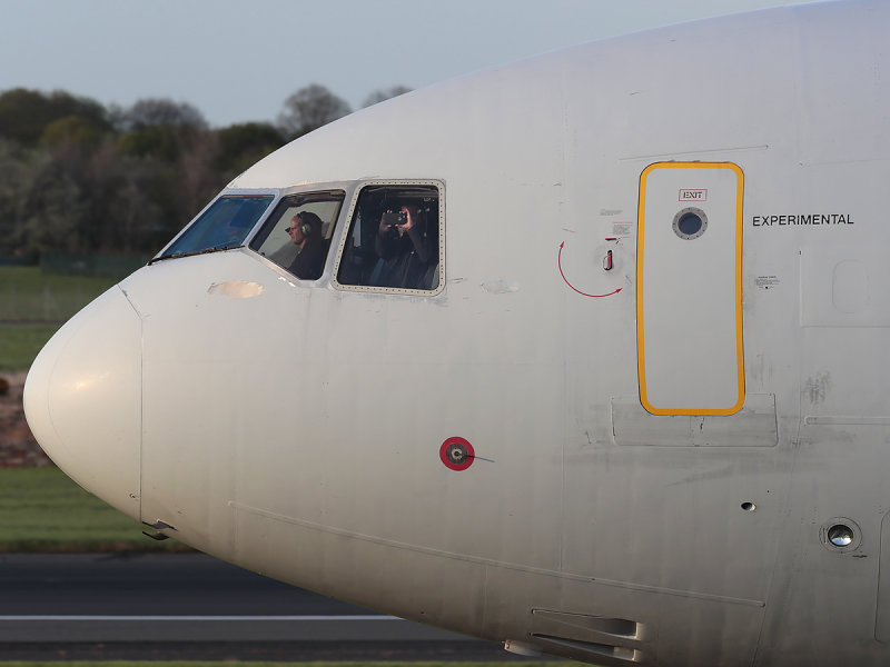 DC10_N974VV_PIKLarge1.jpg